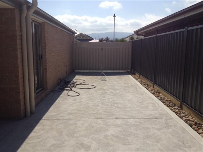 13 Bayview Avenue, Haywards Bay NSW 2530