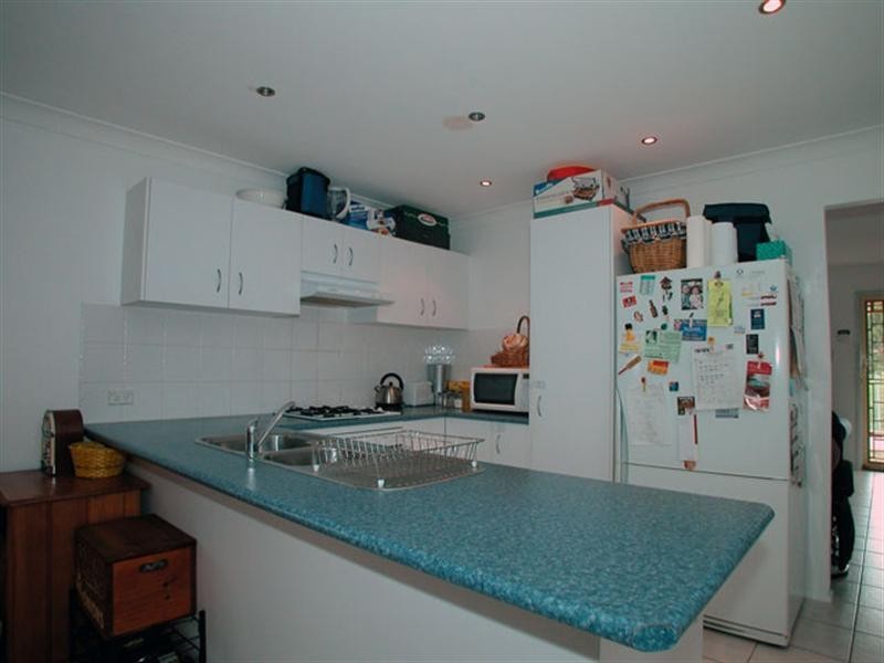 7 Springwood Street, Albion Park NSW 2527