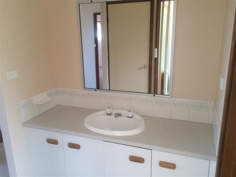 5 Murray Close, Albion Park NSW 2527