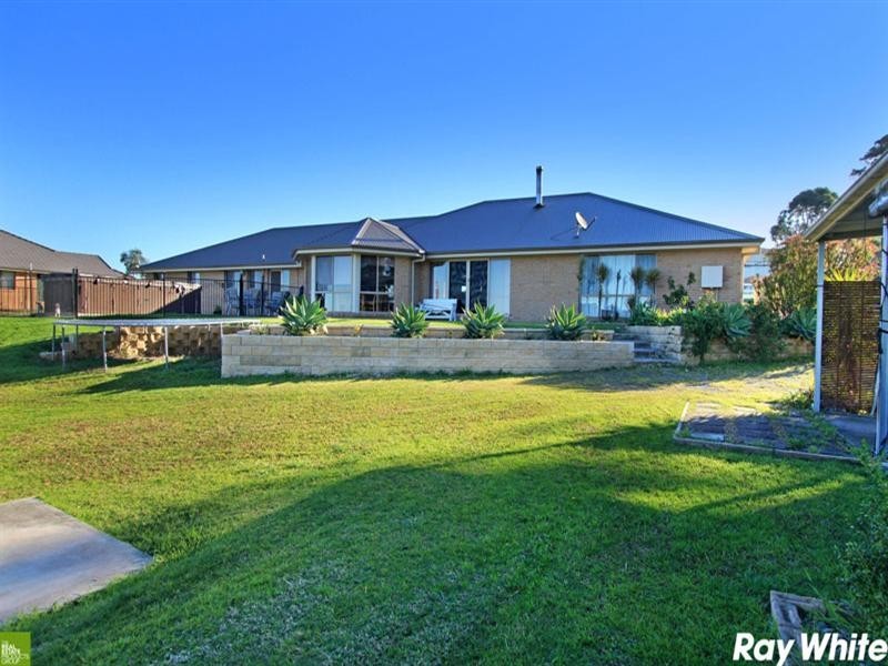 11 Larkins Lane, Albion Park NSW 2527