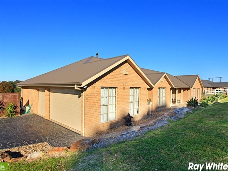 11 Larkins Lane, Albion Park NSW 2527