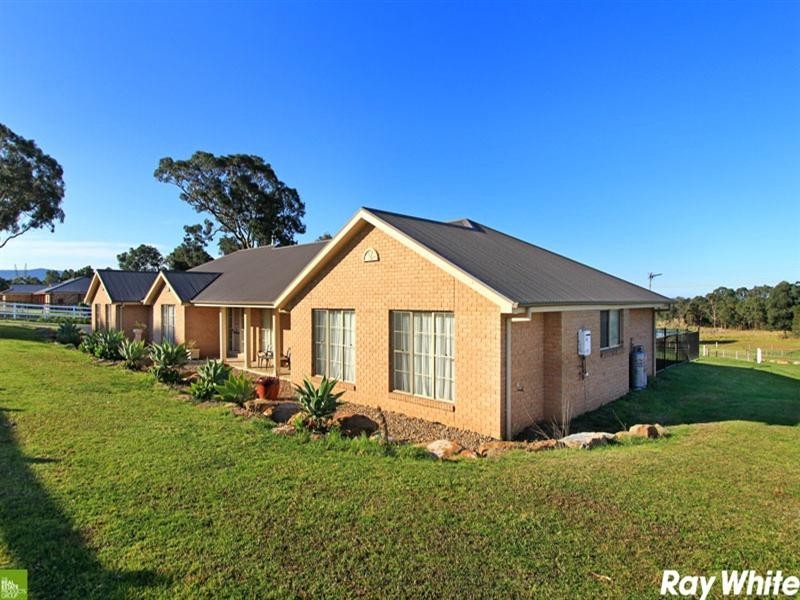 11 Larkins Lane, Albion Park NSW 2527