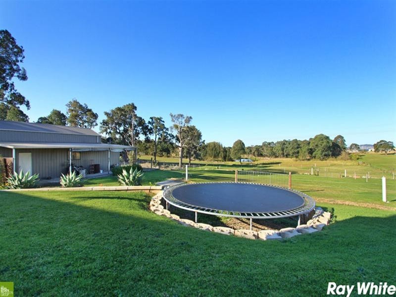 11 Larkins Lane, Albion Park NSW 2527