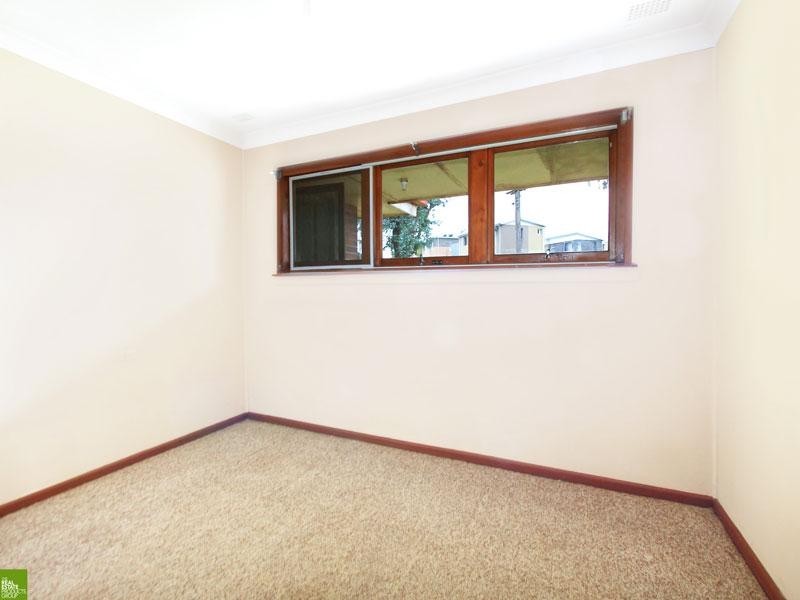 38 Barnes Street, Warilla NSW 2528