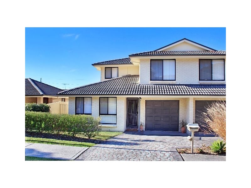 1/68 Campaspe Circuit, Albion Park NSW 2527