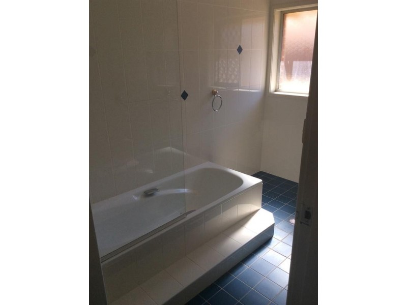 73 Tongarra Road, Albion Park Rail NSW 2527