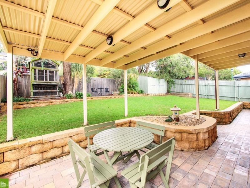 76 Hillside Drive, Albion Park NSW 2527