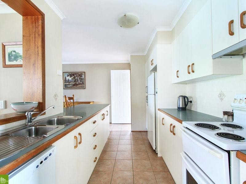 76 Hillside Drive, Albion Park NSW 2527