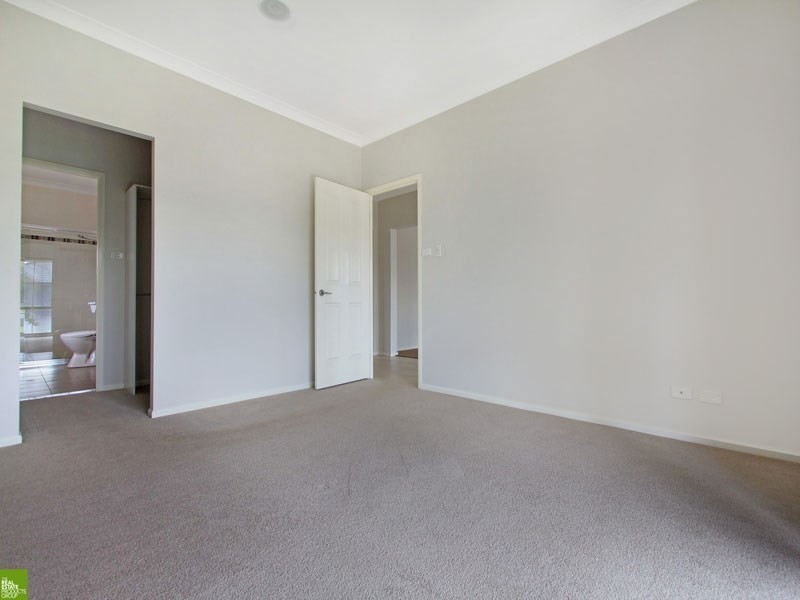 9 Shoreline Avenue, Haywards Bay NSW 2530