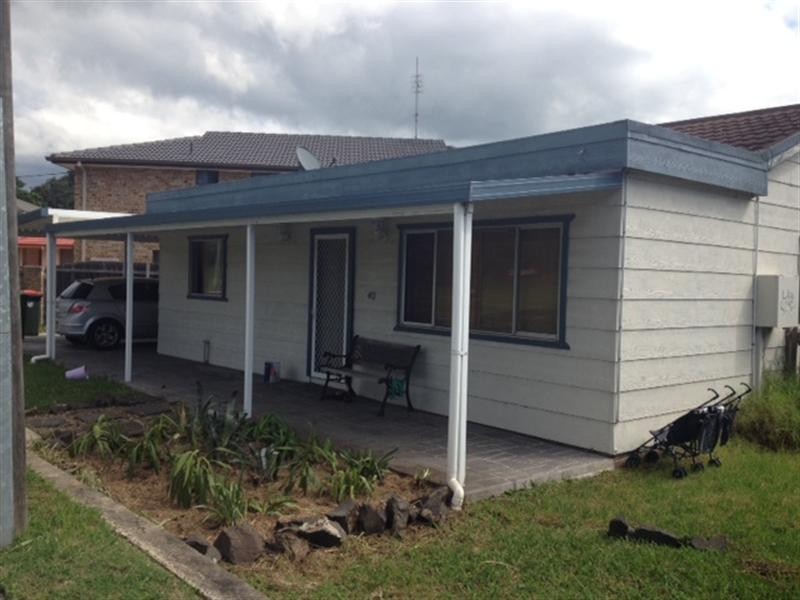 40 Station Road, Albion Park Rail NSW 2527