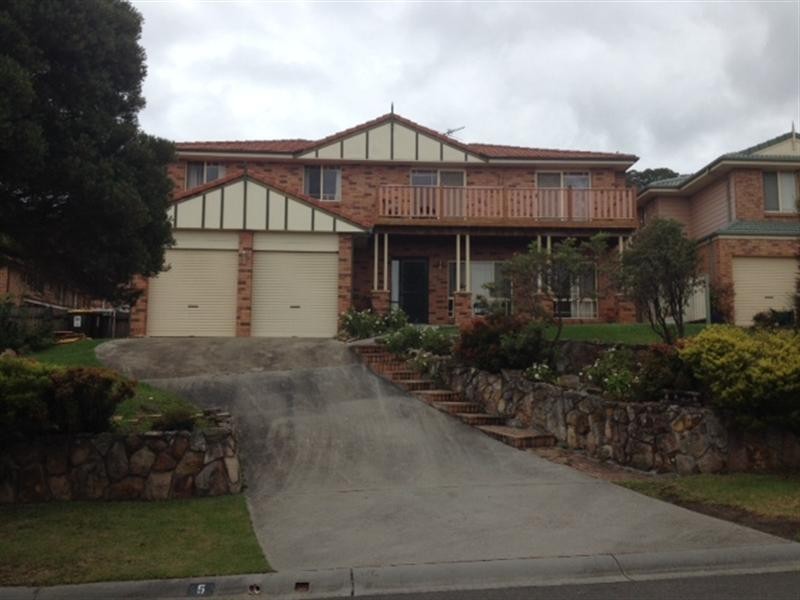 5 Murray Close, Albion Park NSW 2527