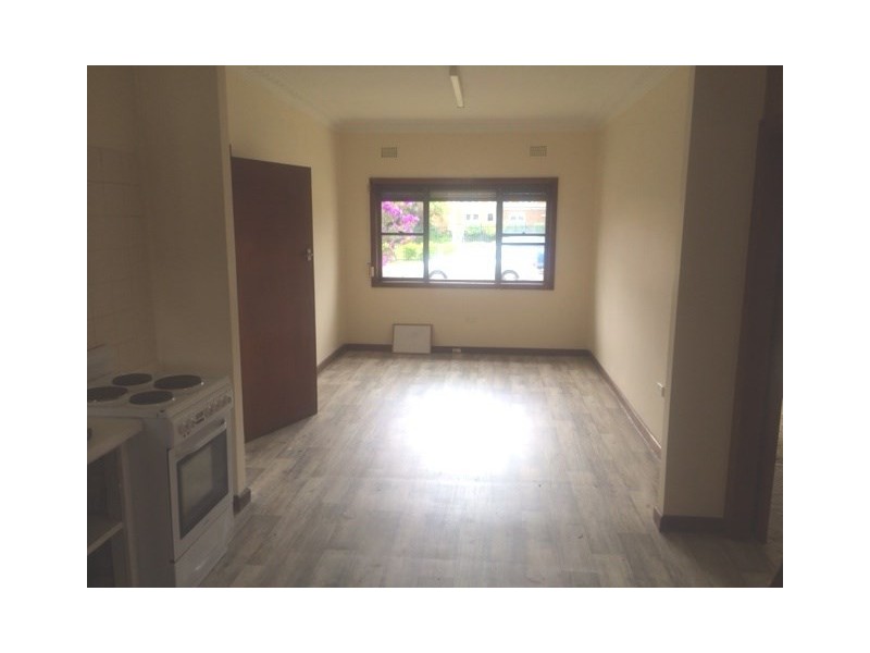 8 Lysaght Street, North Wollongong NSW 2500