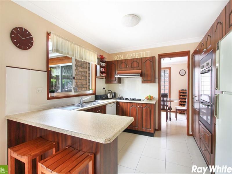 20 Scenic Crescent, Albion Park NSW 2527