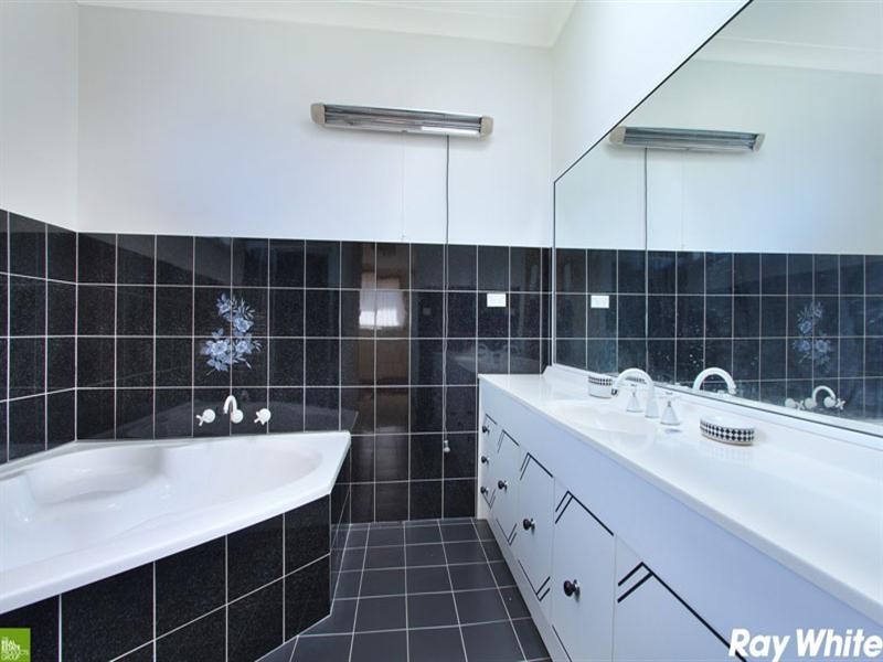 1 Duke Street, Albion Park NSW 2527