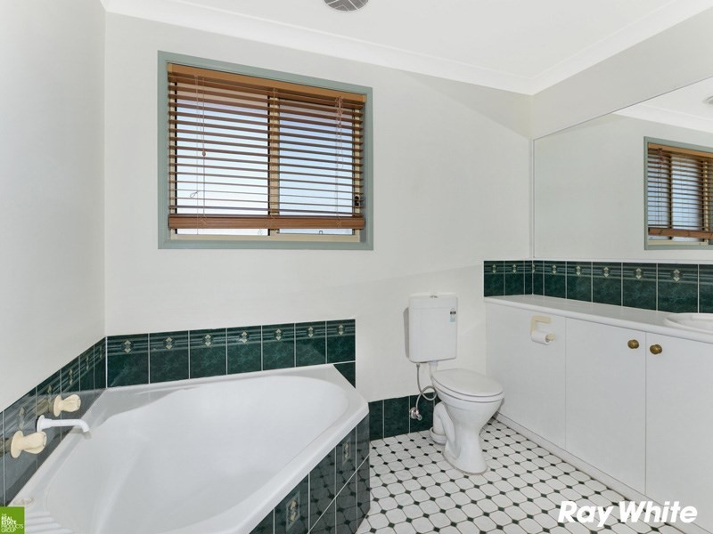 73 Jarrah Way, Albion Park Rail NSW 2527