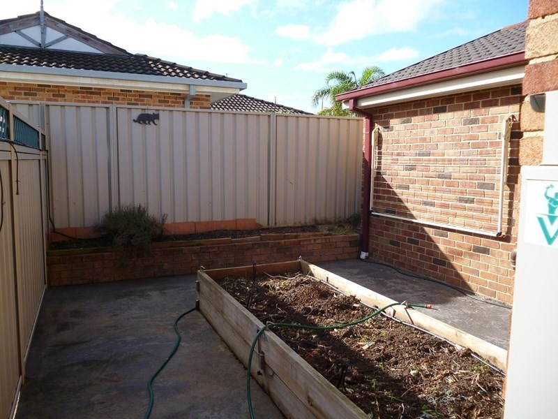 73 Jarrah Way, Albion Park Rail NSW 2527