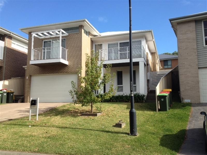 8 Waterford Terrace, Albion Park NSW 2527