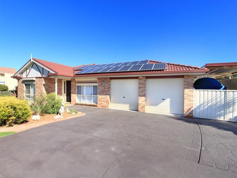 8 Harris Street, Albion Park NSW 2527
