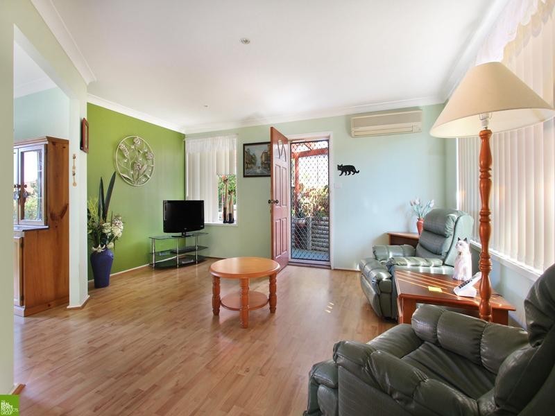 1/6 Macleay Place, Albion Park NSW 2527