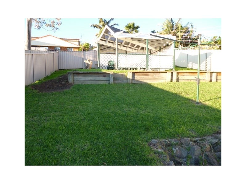 27 Noble Road, Albion Park NSW 2527