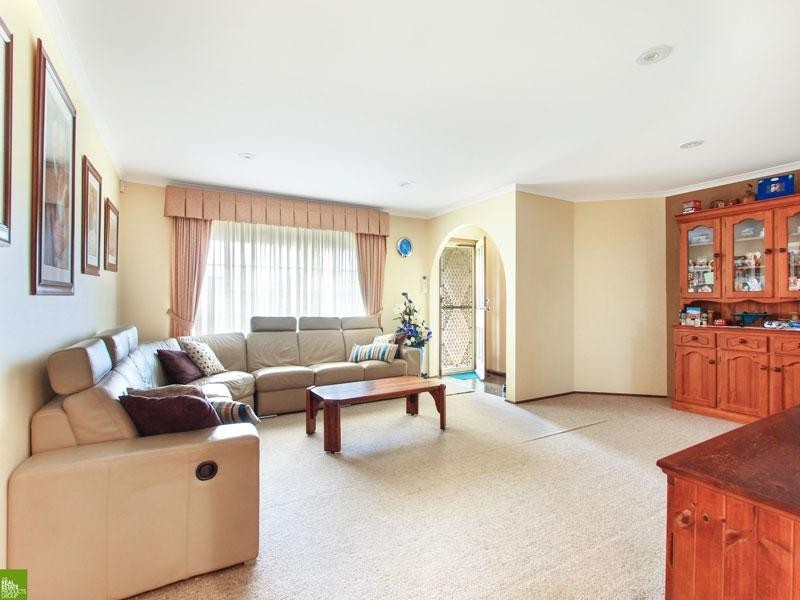 2 Flametree Place, Albion Park Rail NSW 2527