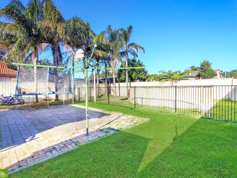 23 Bateman Avenue, Albion Park Rail NSW 2527
