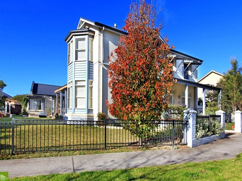 31 Broughton Avenue, Albion Park NSW 2527