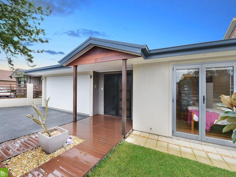 33 Kaylaur Crescent, Albion Park Rail NSW 2527