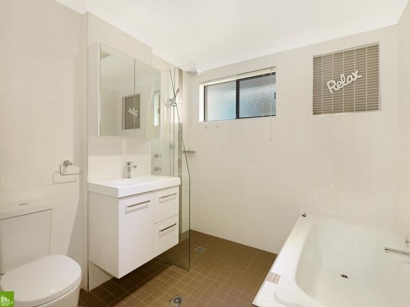 33 Kaylaur Crescent, Albion Park Rail NSW 2527