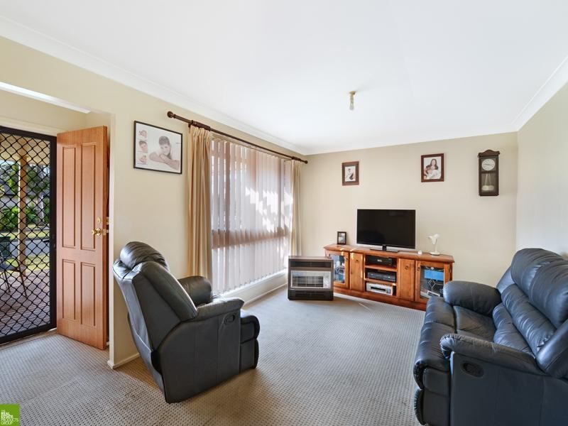 8 Coolibah Avenue, Albion Park Rail NSW 2527