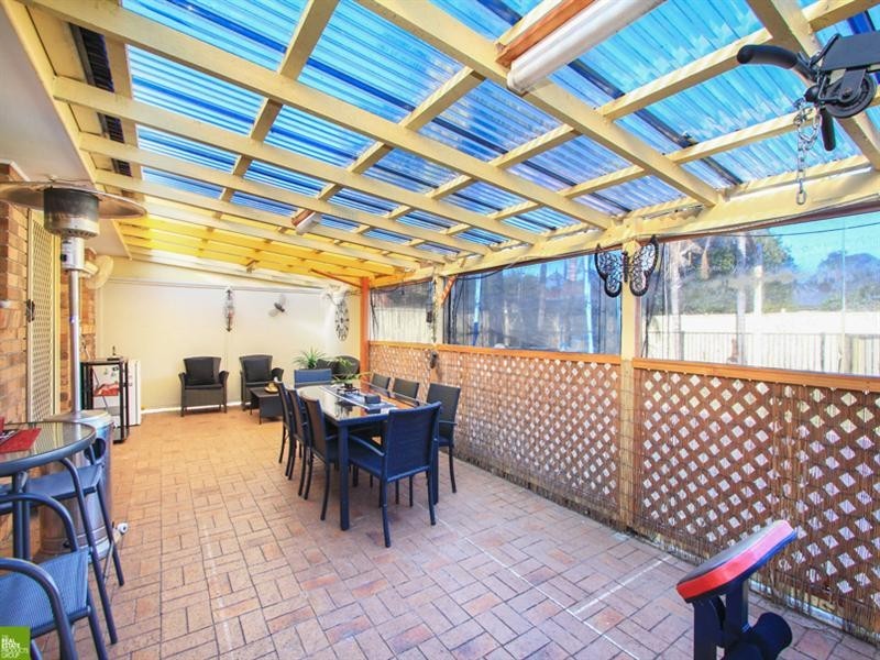 23 Bateman Avenue, Albion Park Rail NSW 2527