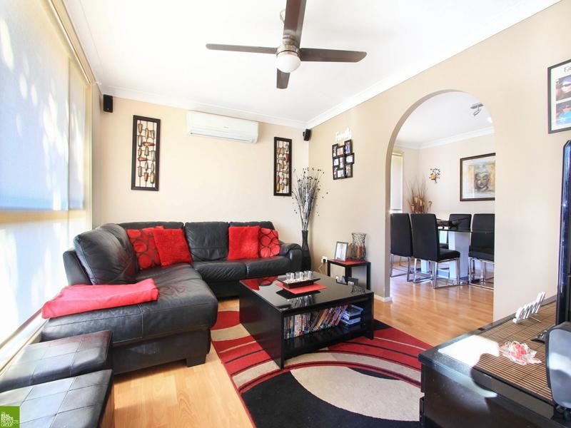 23 Bateman Avenue, Albion Park Rail NSW 2527