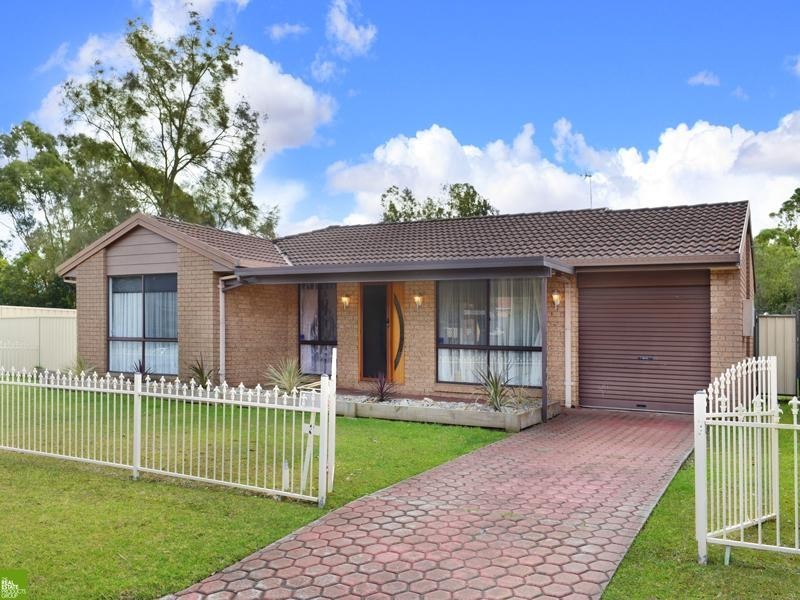 3 Coachwood Drive, Albion Park Rail NSW 2527