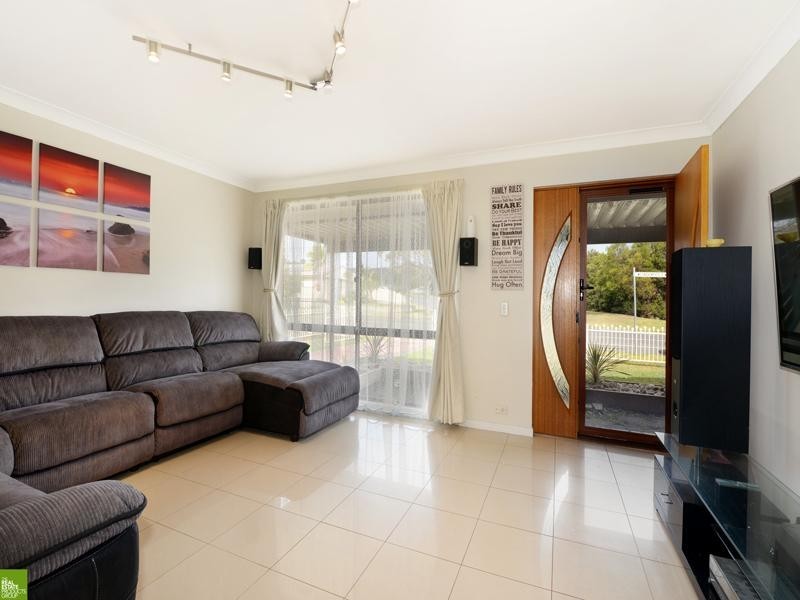 3 Coachwood Drive, Albion Park Rail NSW 2527