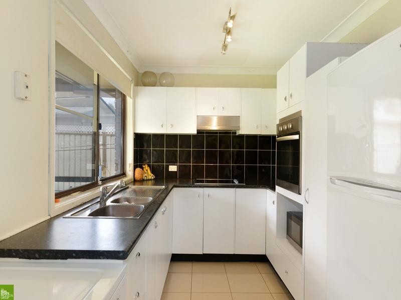 3 Coachwood Drive, Albion Park Rail NSW 2527