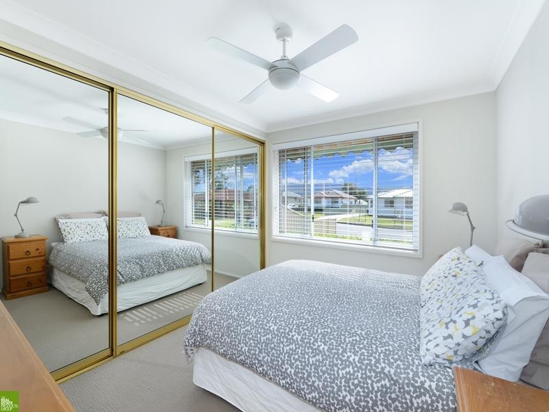 12 Beveridge Street, Albion Park NSW 2527