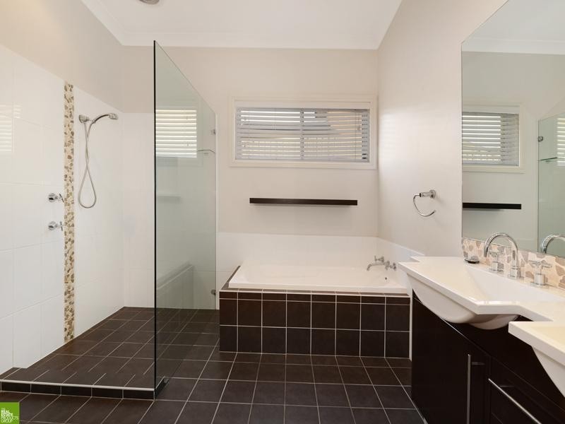 8 Fowler Street, Flinders NSW 2529