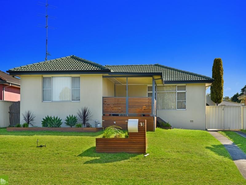 34 Acacia Avenue, Albion Park Rail NSW 2527