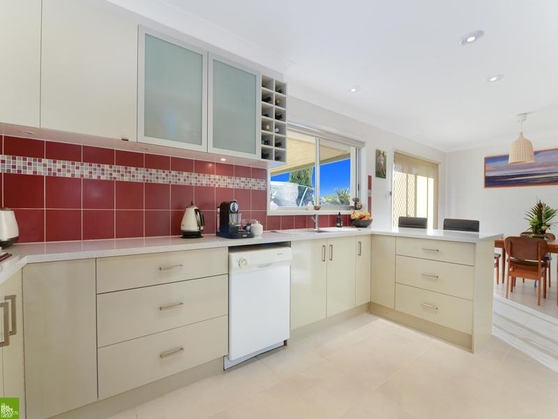 34 Acacia Avenue, Albion Park Rail NSW 2527