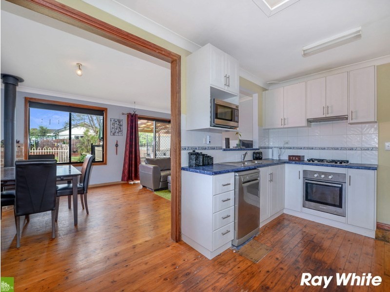 14 Beveridge Street, Albion Park NSW 2527