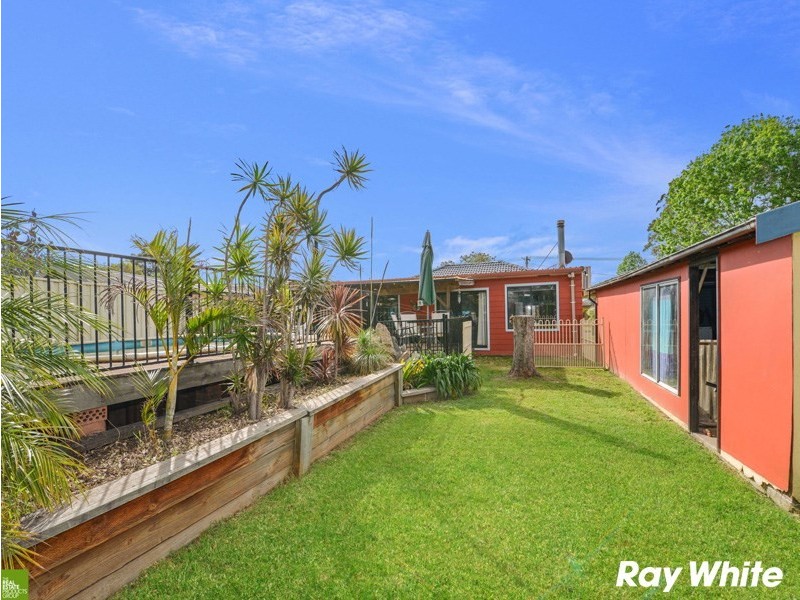 14 Beveridge Street, Albion Park NSW 2527