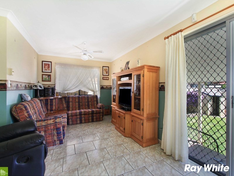 52 Ash Avenue, Albion Park Rail NSW 2527