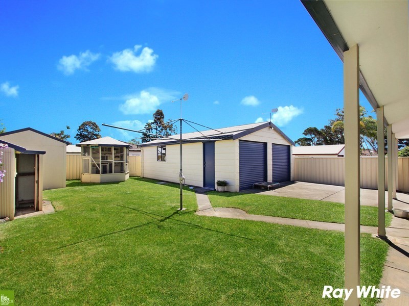 52 Ash Avenue, Albion Park Rail NSW 2527