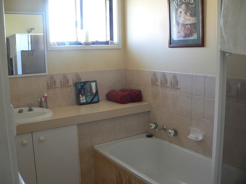 10 Church Street, Albion Park NSW 2527