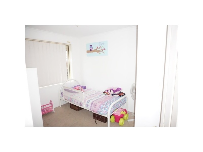 3 Graham Street, Albion Park NSW 2527