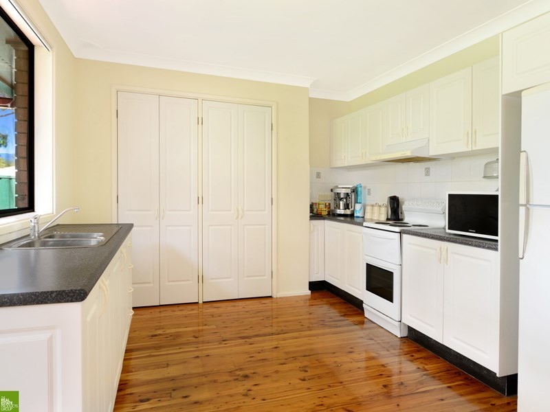 35 Tongarra Road, Albion Park Rail NSW 2527