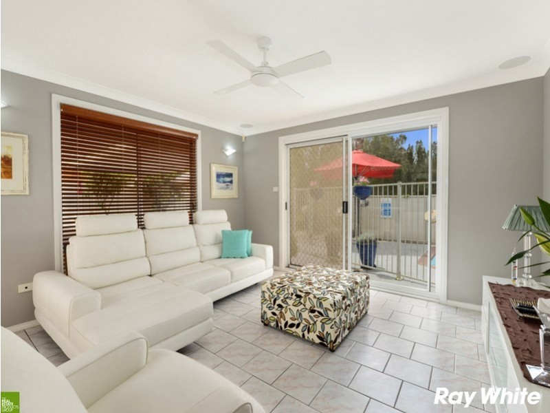 36 Shearwater Boulevard, Albion Park Rail NSW 2527