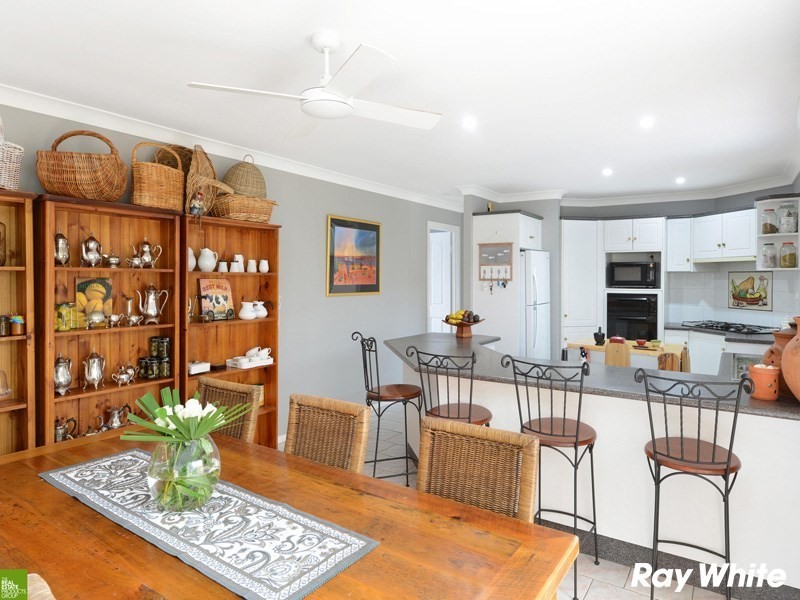 36 Shearwater Boulevard, Albion Park Rail NSW 2527