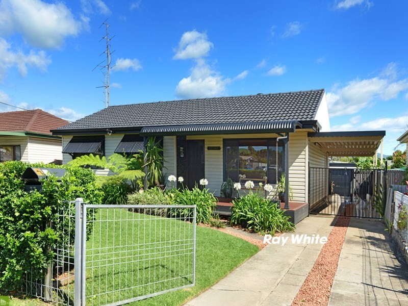 33 Wiley Street, Albion Park NSW 2527