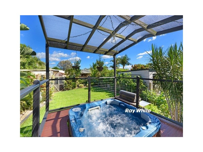 33 Wiley Street, Albion Park NSW 2527